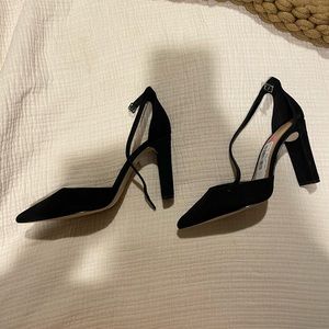 Brand new black heels
